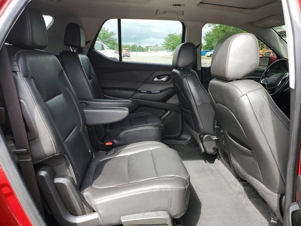 2021 CHEVROLET TRAVERSE LT