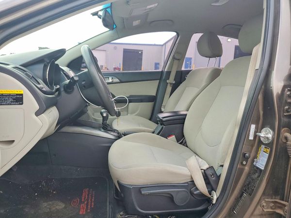 2013 KIA FORTE