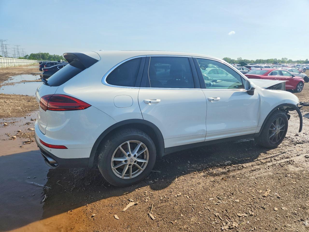 2016 PORSCHE CAYENNE