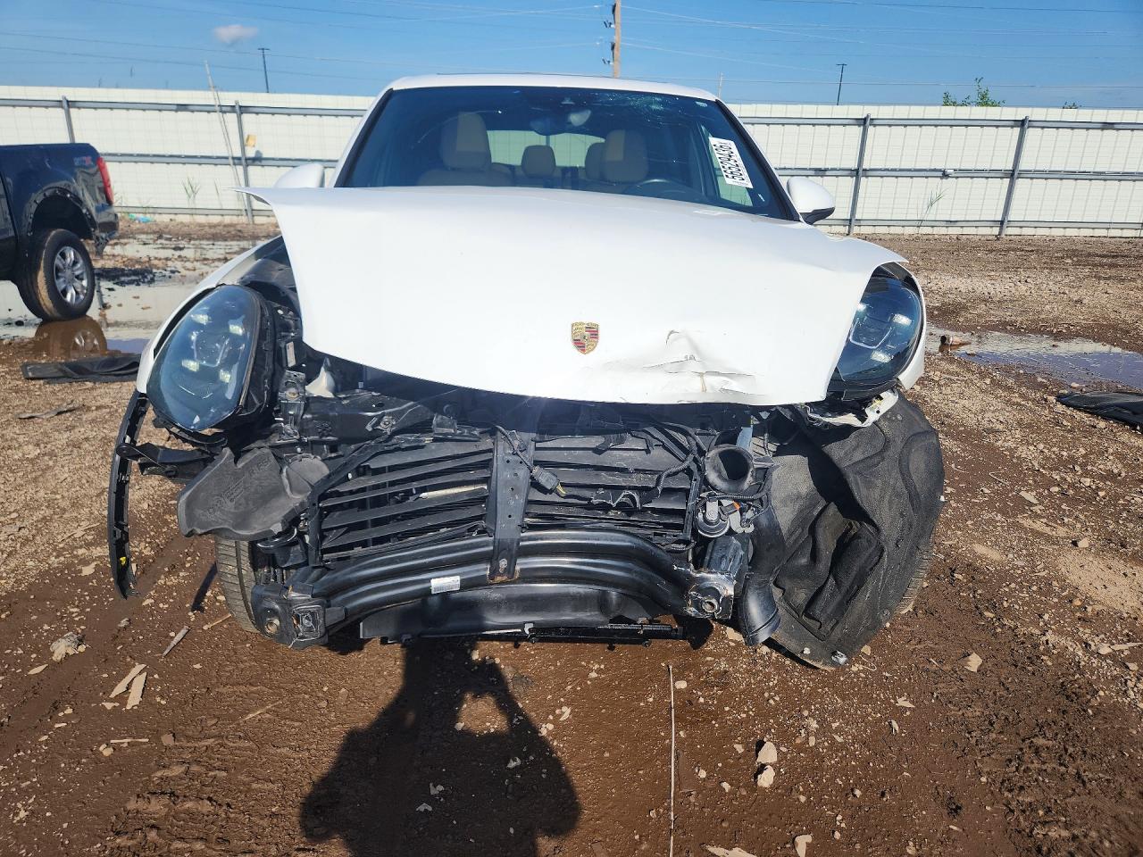 2016 PORSCHE CAYENNE