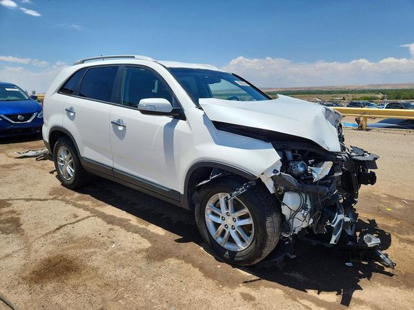 2015 KIA SORENTO GL