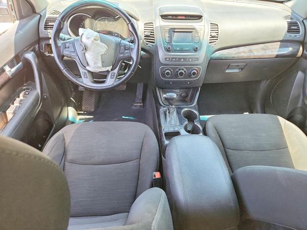 2015 KIA SORENTO GL