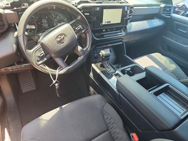 2026 TOYOTA TUNDRA SR
