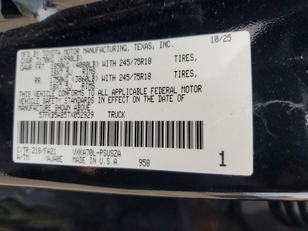 2026 TOYOTA TUNDRA SR