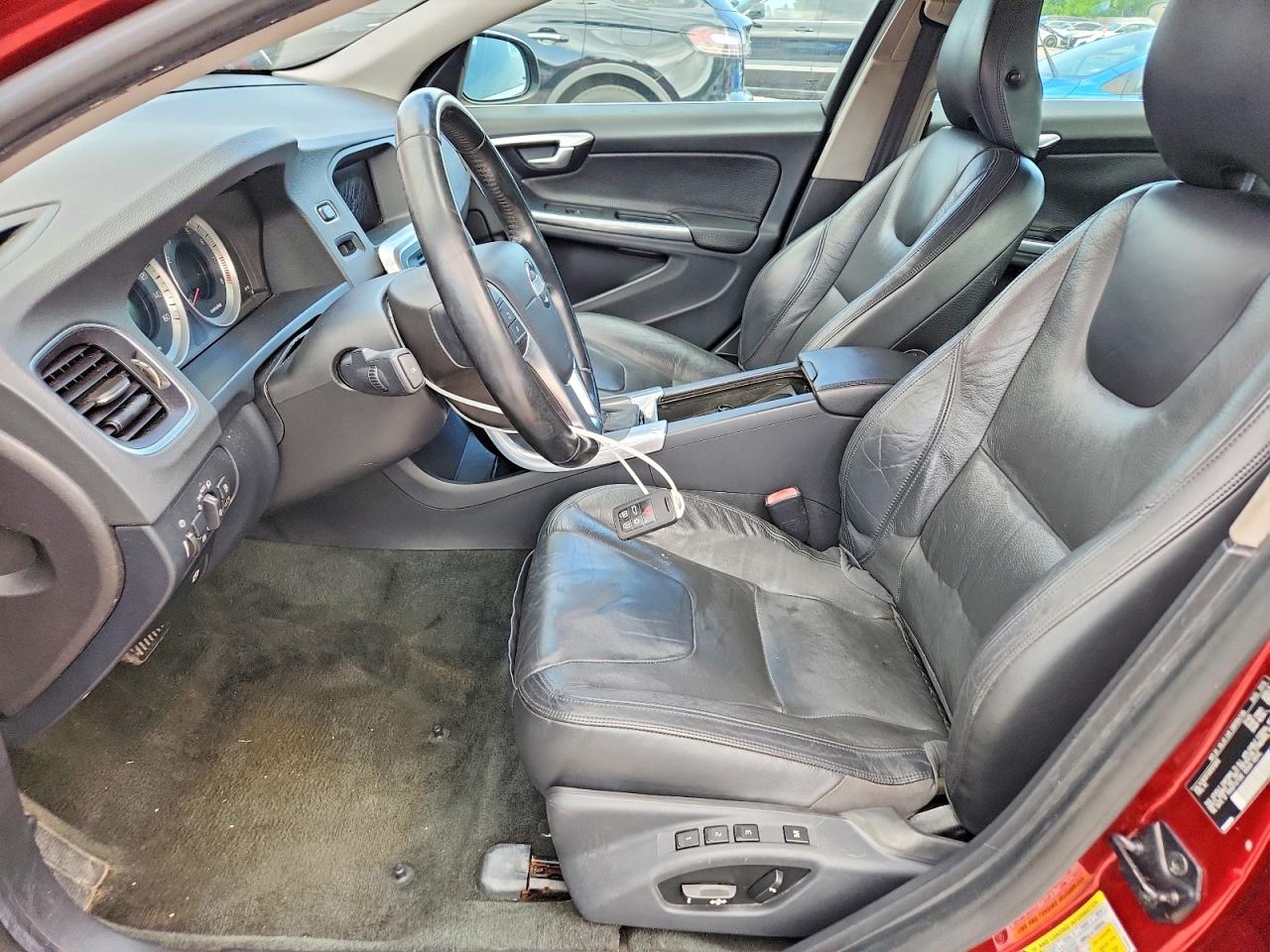 2013 VOLVO S60