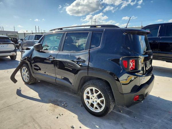 2022 JEEP RENEGADE LATITUDE 4X4