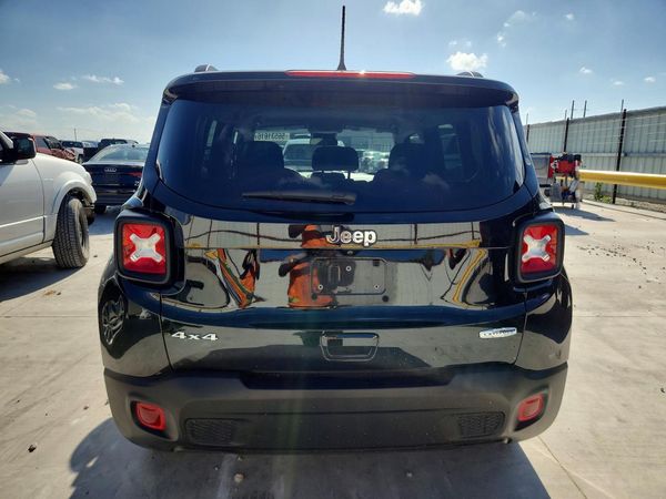 2022 JEEP RENEGADE LATITUDE 4X4