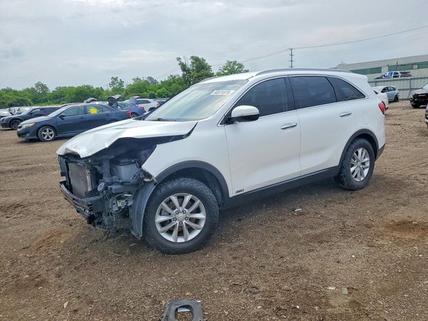 2017 KIA SORENTO L, LX