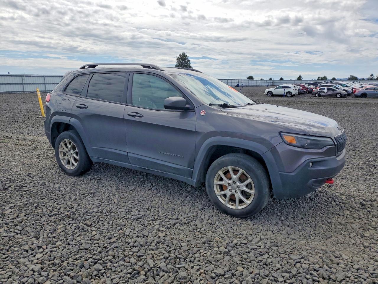 2020 JEEP CHEROKEE TRAILHAWK 4X4