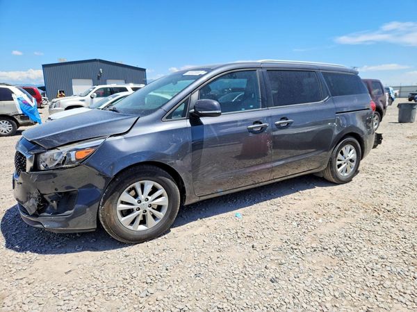 2017 KIA SEDONA LX