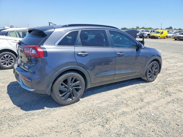 2018 KIA NIRO