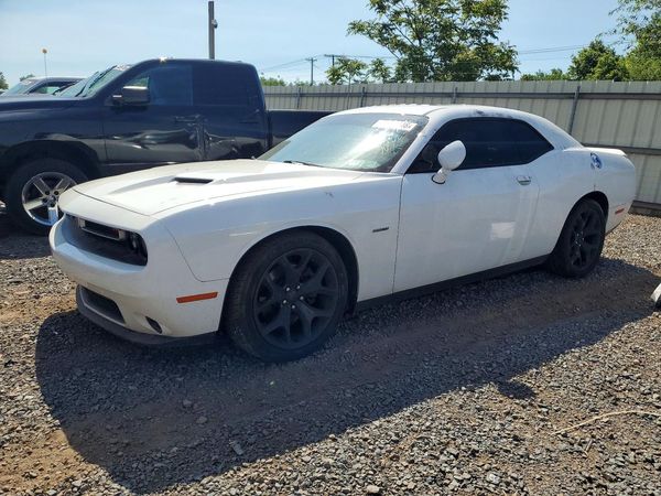 2016 DODGE CHALLENGER SXT Plus