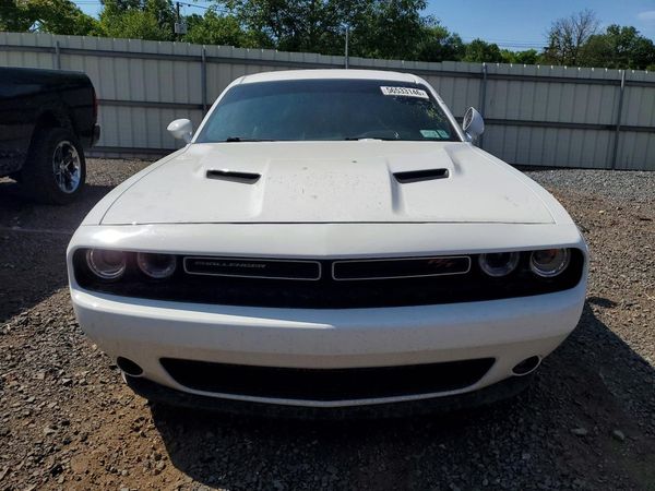 2016 DODGE CHALLENGER SXT Plus