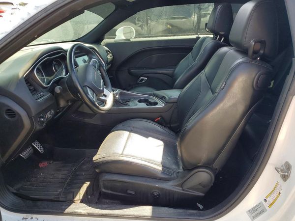 2016 DODGE CHALLENGER SXT Plus