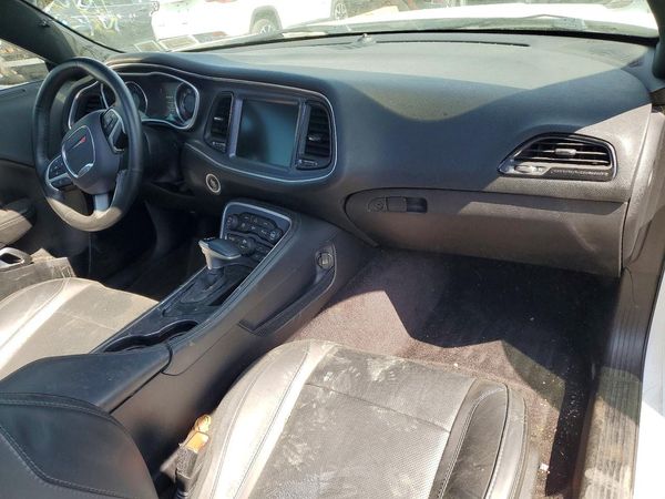 2016 DODGE CHALLENGER SXT Plus