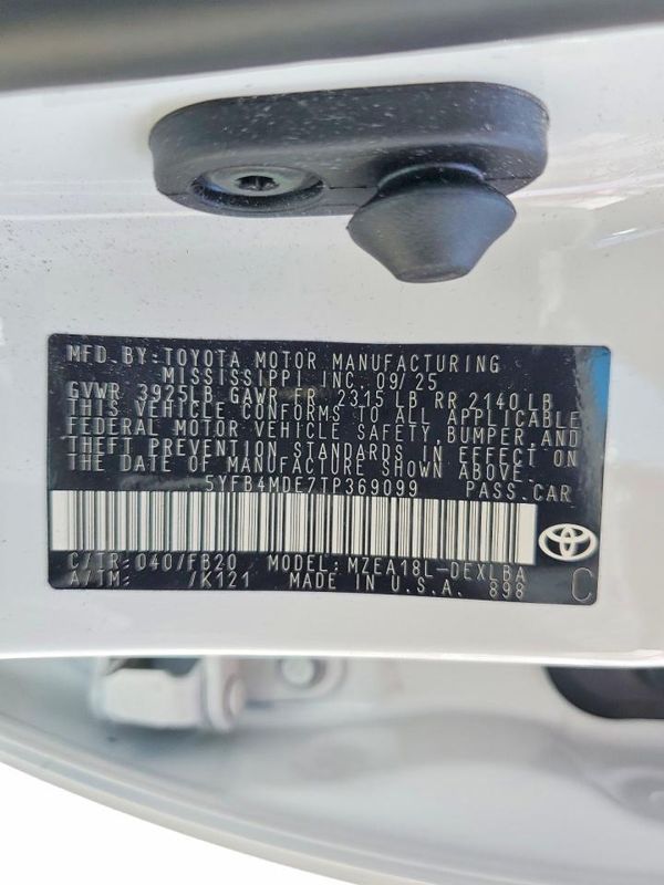 2026 TOYOTA COROLLA LE