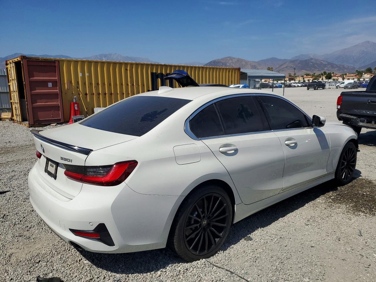 2019 BMW 330I
