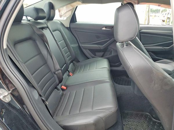 2021 VOLKSWAGEN JETTA S / SE / R-Line