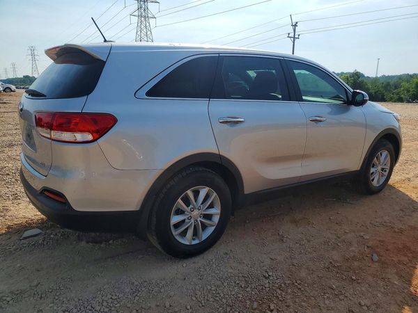 2016 KIA SORENTO L / LX