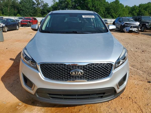 2016 KIA SORENTO L / LX