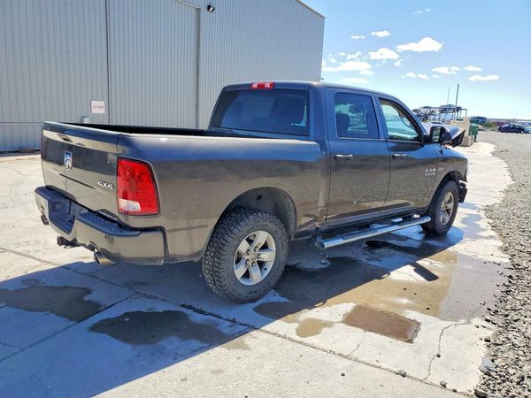 2017 RAM 1500 ST