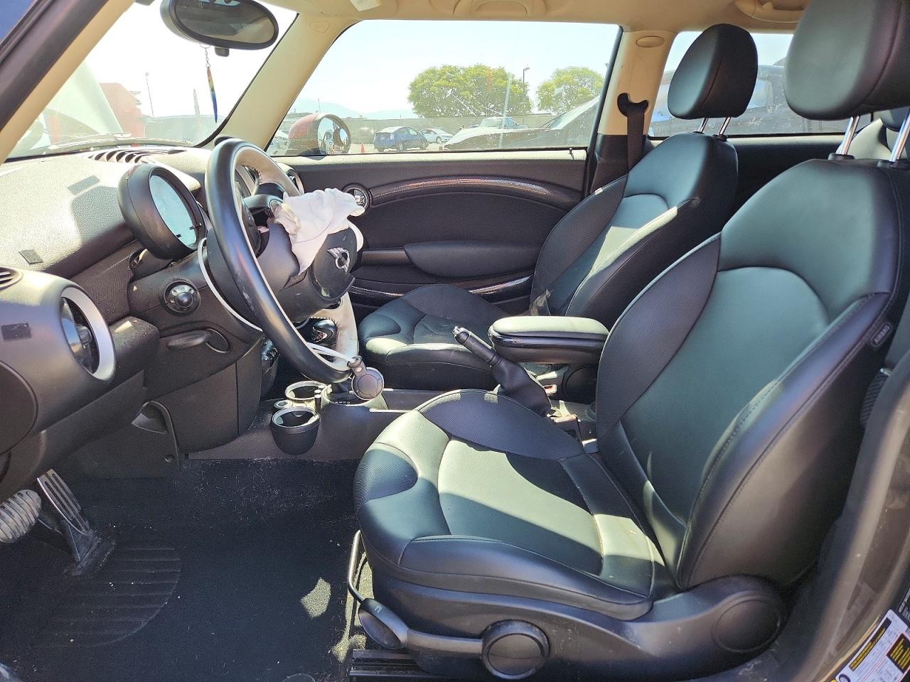 2013 MINI COOPER