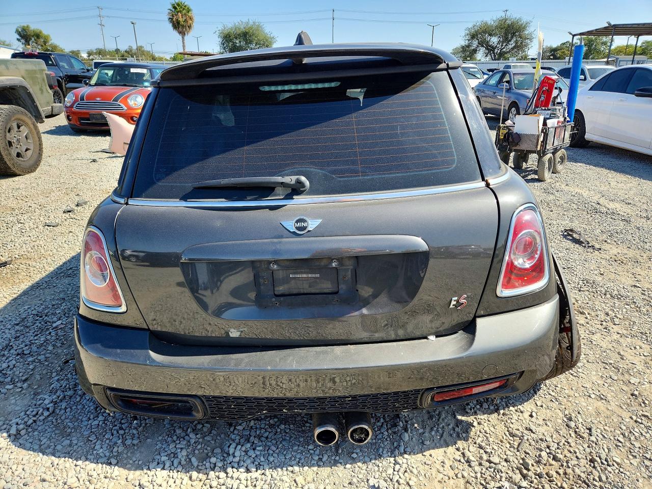 2013 MINI COOPER
