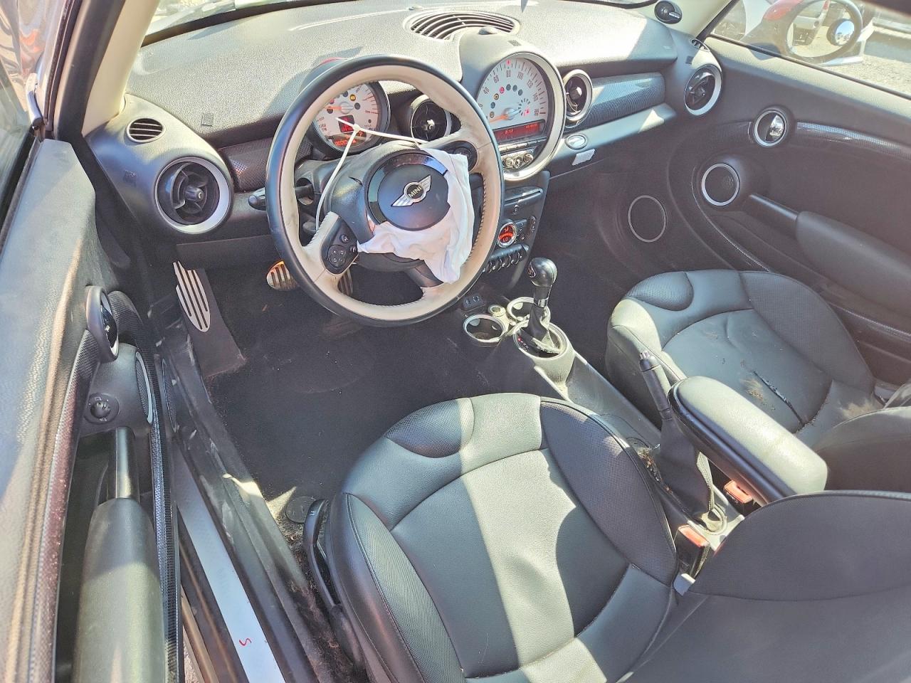 2013 MINI COOPER