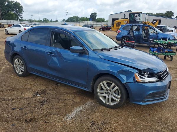 2018 VOLKSWAGEN JETTA