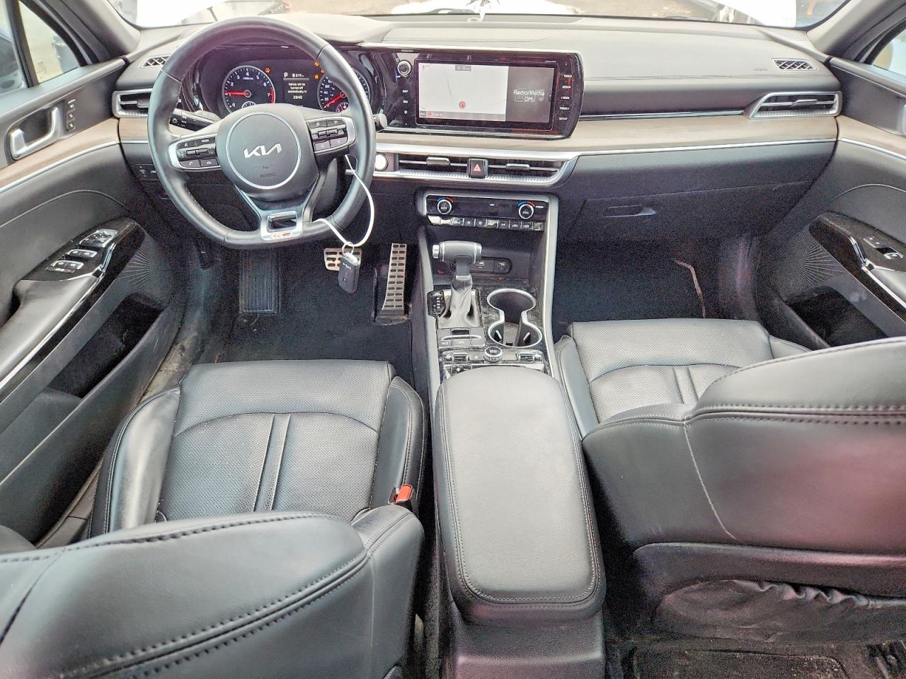 2022 KIA K5 GT-Line