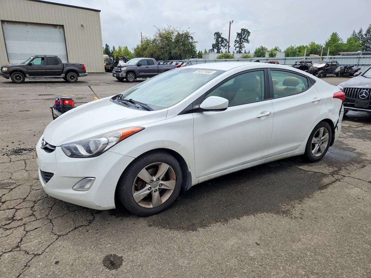 2013 HYUNDAI ELANTRA
