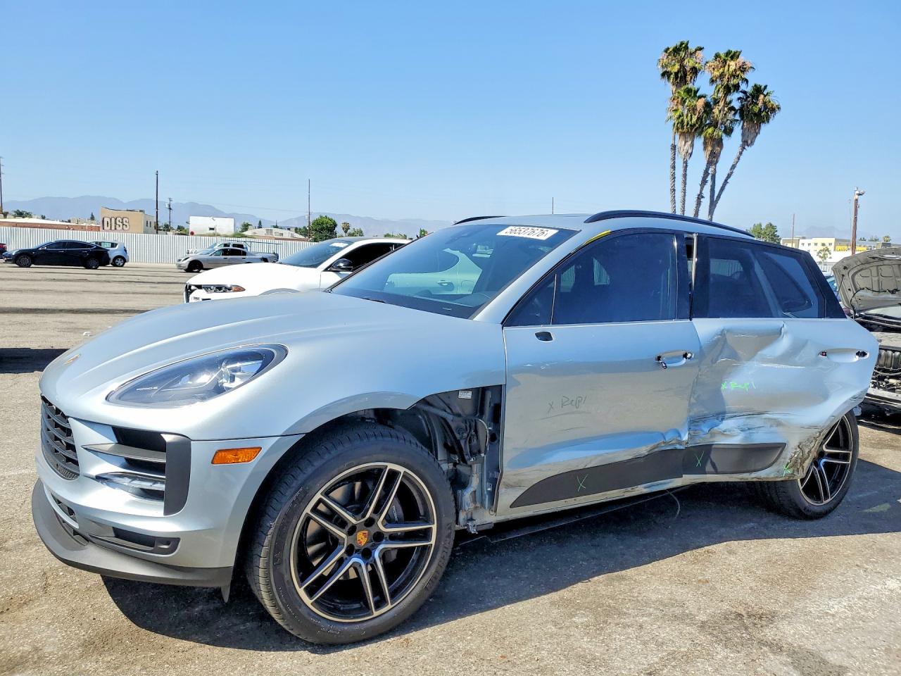 2021 PORSCHE MACAN Base
