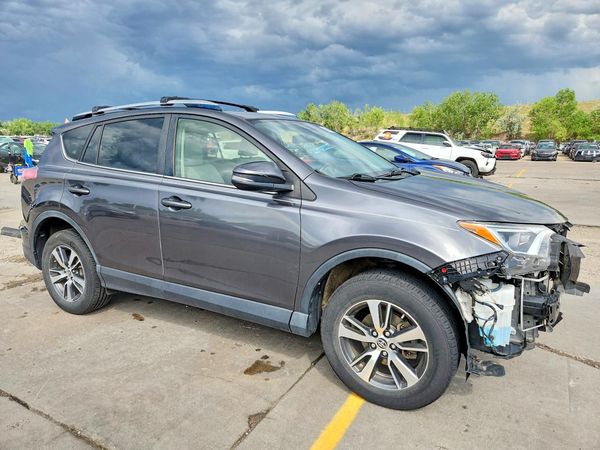2016 TOYOTA RAV4
