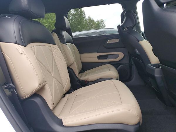 2027 KIA TELLURIDE EX