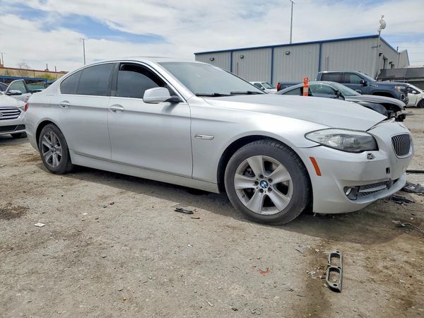 2013 BMW 528