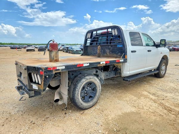 2024 RAM 2500 TRADESMAN CREW CAB 4X4