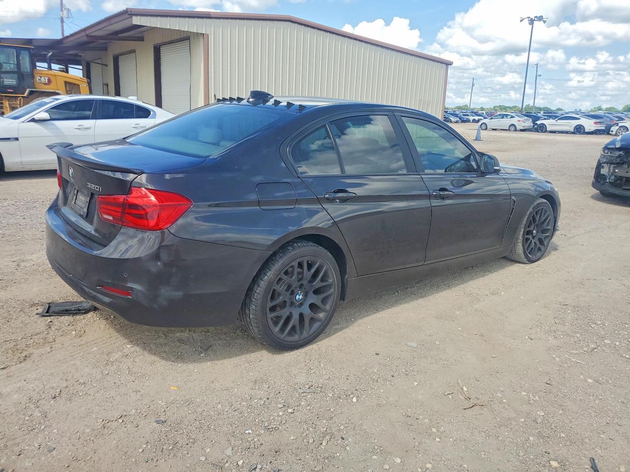 2016 BMW 320 SA