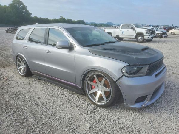 2018 DODGE DURANGO SRT — Passenger 3/4