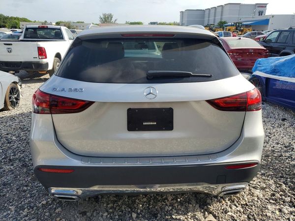 2023 MERCEDES-BENZ GLA GLA250