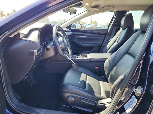 2020 MAZDA 3