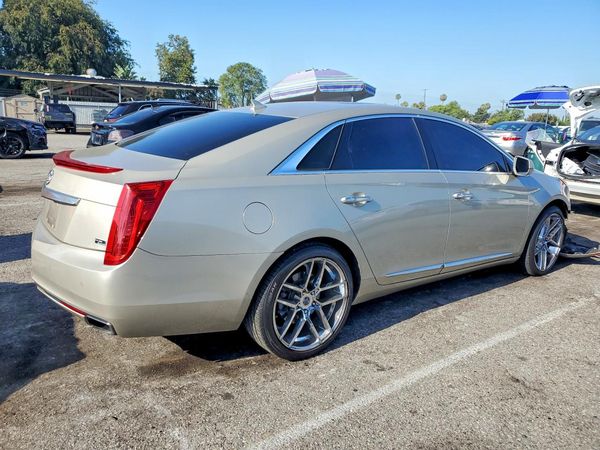 2013 CADILLAC XTS Platinum