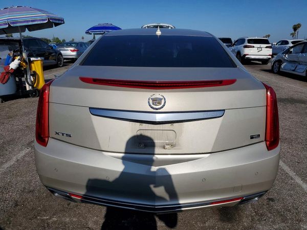 2013 CADILLAC XTS Platinum