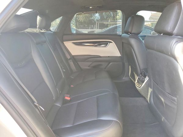 2013 CADILLAC XTS Platinum
