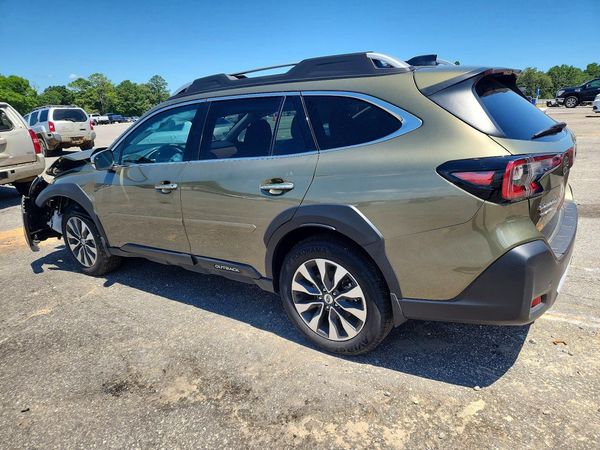 2025 SUBARU OUTBACK