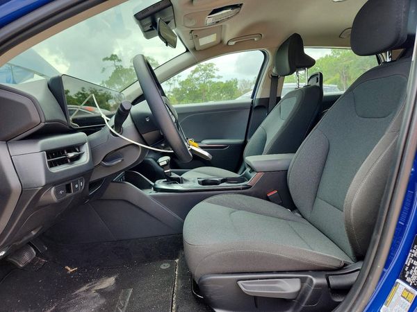 2025 KIA K4 LX, LXS
