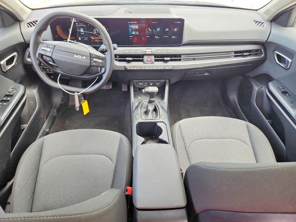 2025 KIA K4 LX, LXS