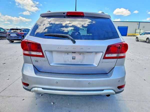 2021 DODGE JOURNEY Crossroad