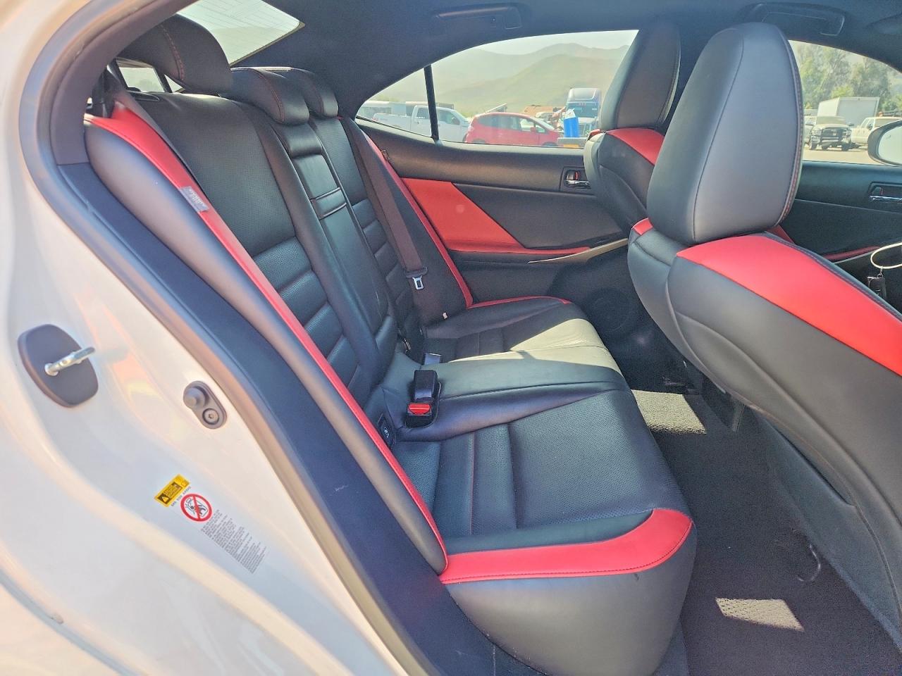 2015 LEXUS IS 250