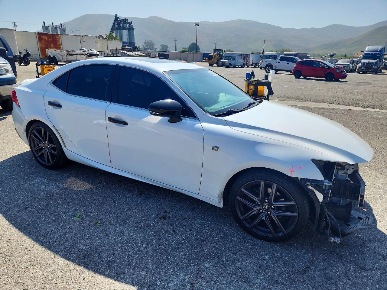 2015 LEXUS IS 250