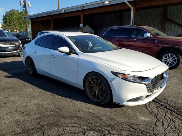 2019 MAZDA 3